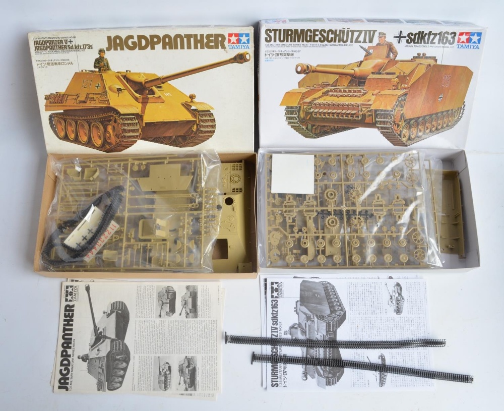 Collection of 11 unstarted 1/35 scale WWII German armour and crew plastic model kits/sets to include - Image 2 of 7