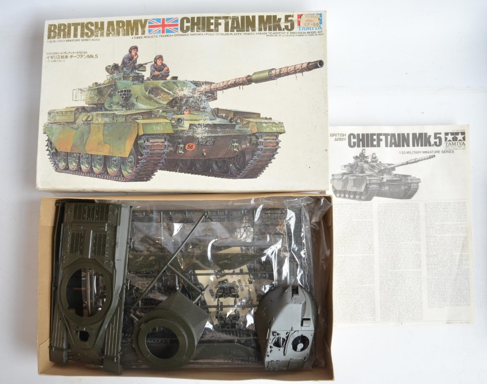 Ten unbuilt 1/35 post war British tank and military vehicle plastic model kits from Amusing Hobby, - Image 5 of 8