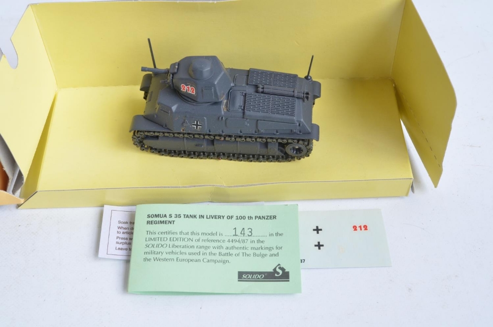 Collection of ten diecast mostly German WWII armour/tank models and 9x 'Cars Of The Commanders' - Bild 6 aus 11