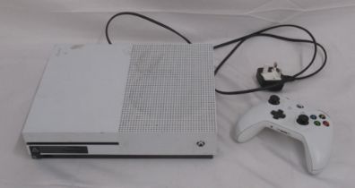 Xbox One white console with controller