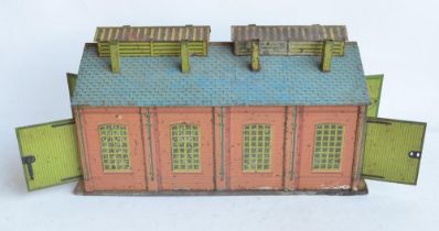 WITHDRAWN Vintage Hornby Meccano O gauge tinplate lithographed No2 locomotive shed in fair conditi