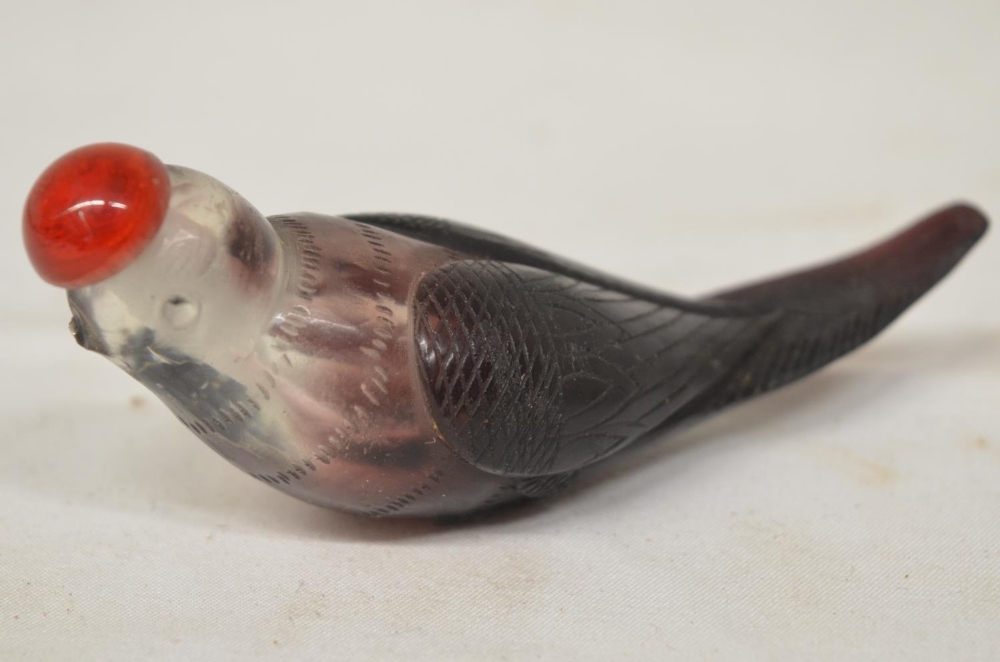 Chinese scent flask carved in the form of a bird. Beak broken off, (Victor Brox collection)