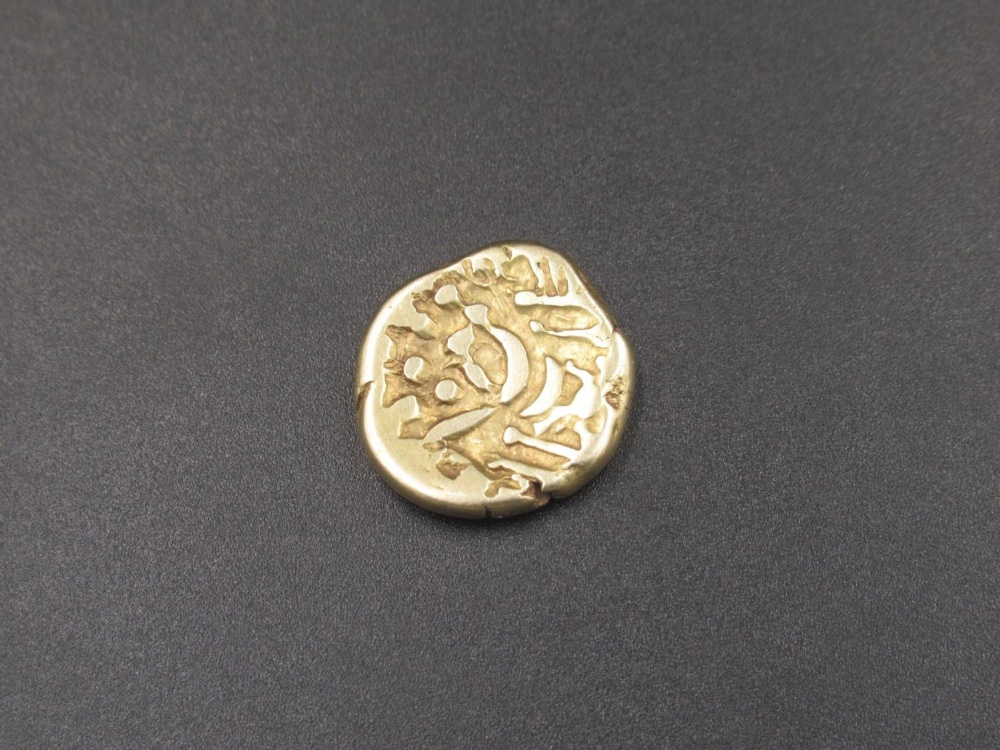 Celtic Westerham type gold stater (5.9g) (Victor Brox collection) - Image 2 of 2
