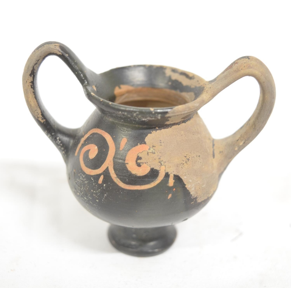 Small collection of Grecian and Mediterranean pottery, to include an attic red-figure vase with - Image 4 of 6