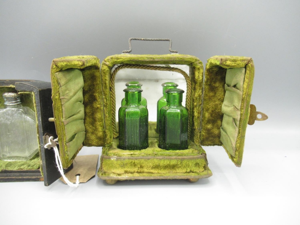 Two 19th century travelling perfume cases lined with green velvet, probably French, max. H11cm - Image 2 of 3