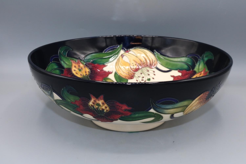Moorcroft Pottery, Anna Lily pattern bowl, designed by Nicola Slaney, D26cm - Image 2 of 3