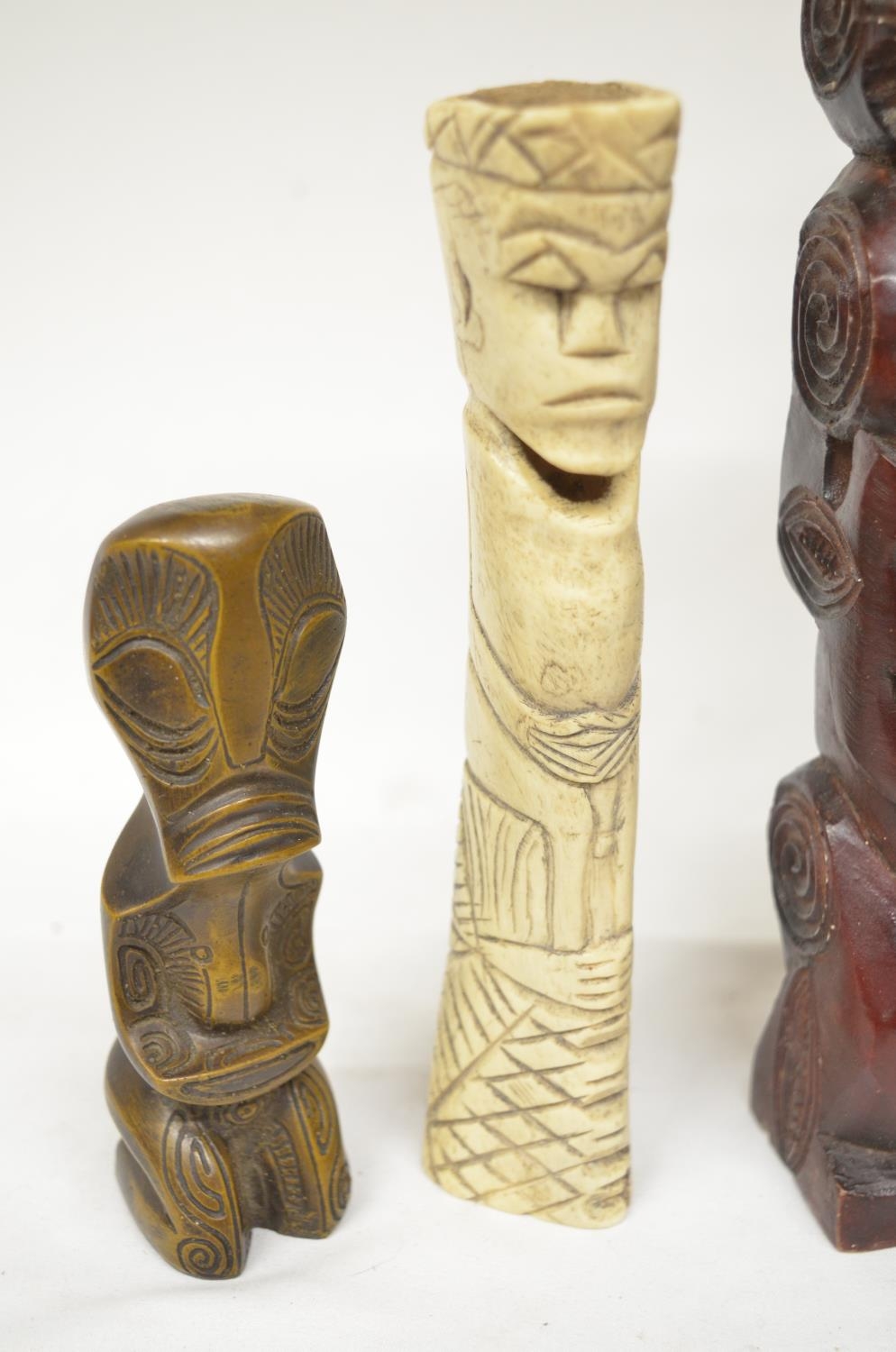 Collection of ethnic art and decorative items including a North American Haida tribal fish rattle, a - Image 5 of 6