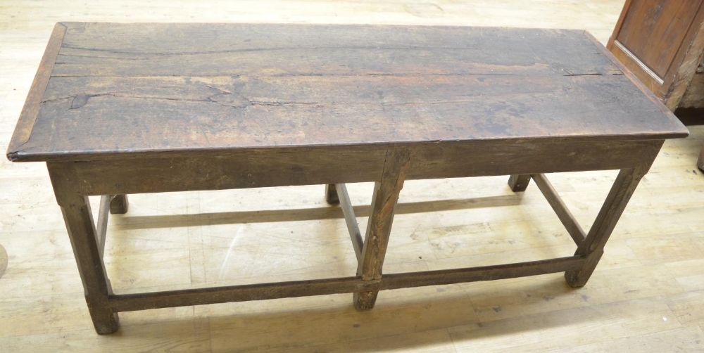 Oak refectory style dining table, rectangular two piece top on six faceted supports joined by - Image 2 of 4