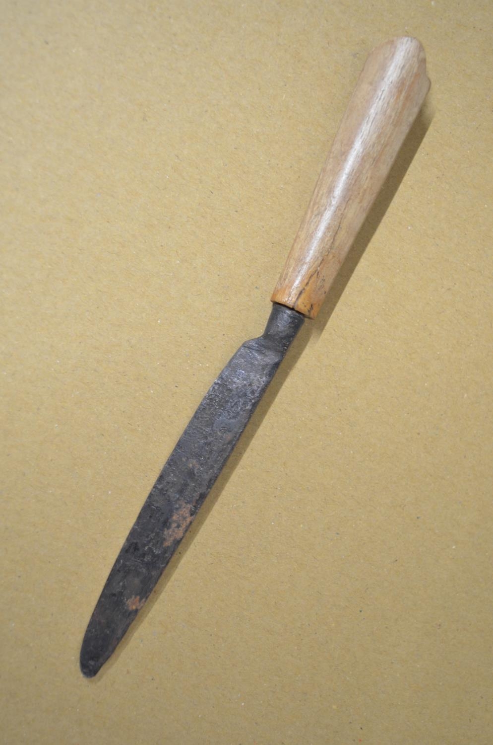 English Tudor period knife with bone handle (possibly a later addition), found in the River - Image 2 of 3