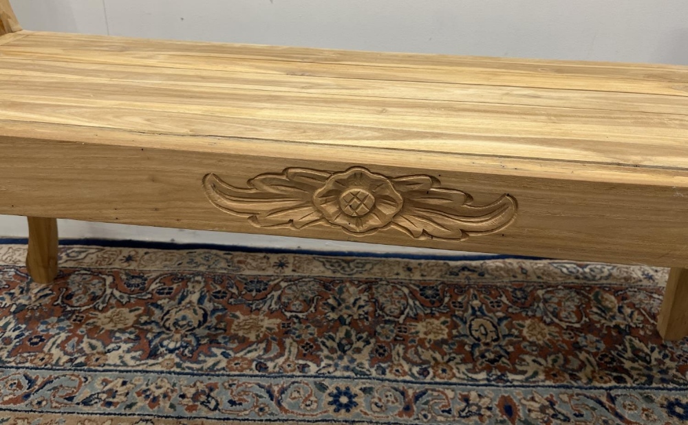 Carved wood bench with central floral motif, 106 x 64 x 36cm - Image 2 of 2