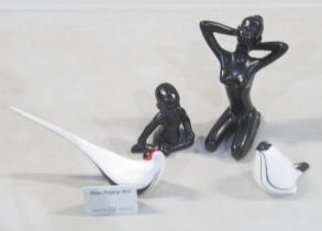 Two Cmielow porcelain birds, comprising pheasant, L21cm, and blue tit/'Sikorka', H8cm, with box; and