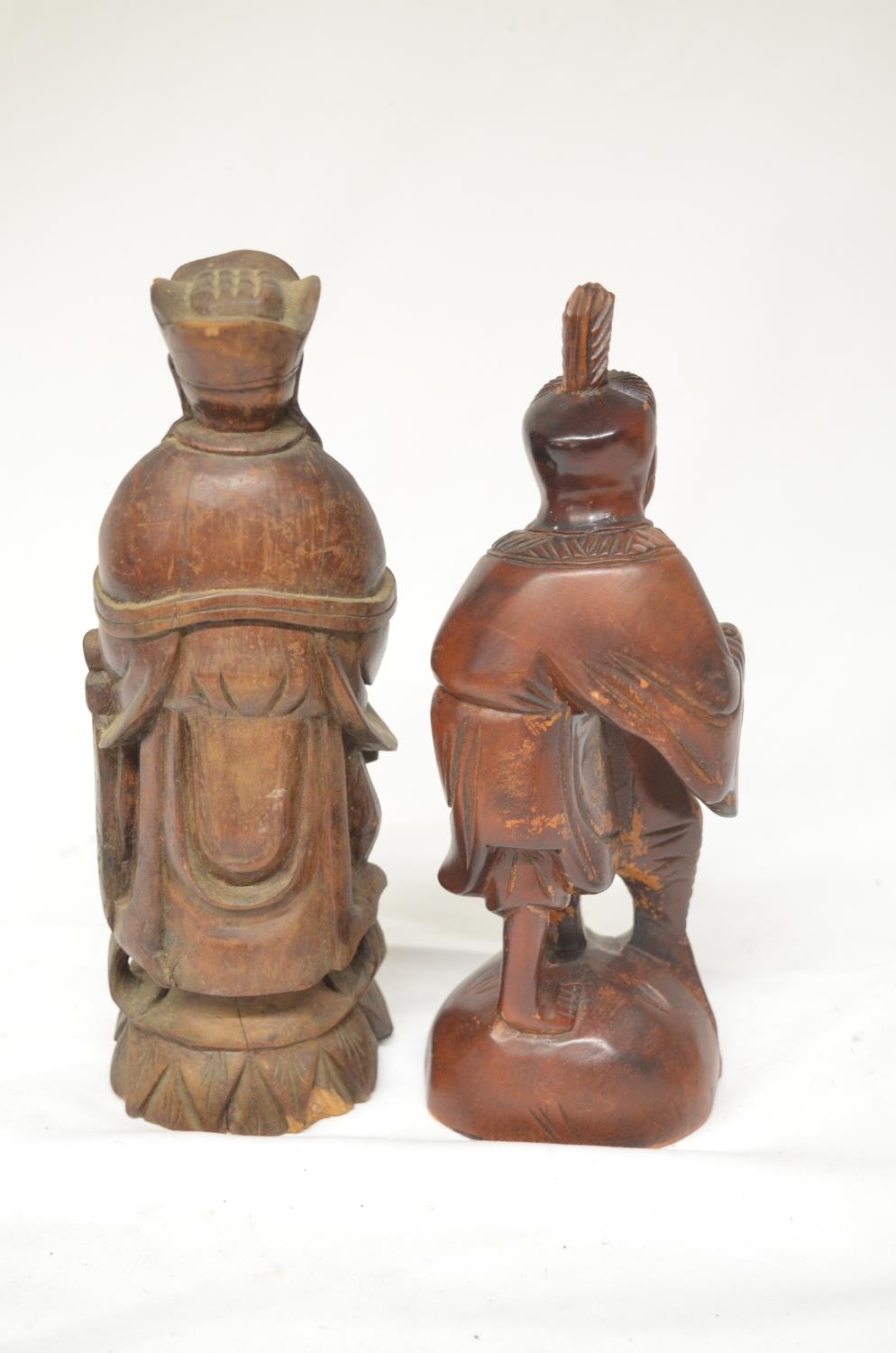 Collection of wood carved figures, most appear Chinese in origin. Largest figure H33cm (7). ( - Bild 7 aus 10