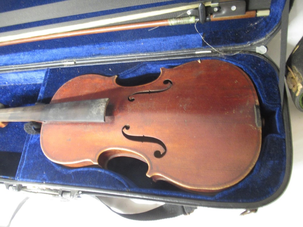 Assorted collection of Violins, cases and bows in various needs of repair and attention. (Victor - Image 5 of 10