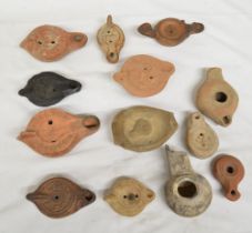 Collection of ancient terracotta oil lamps (13) (Victor Brox collection)