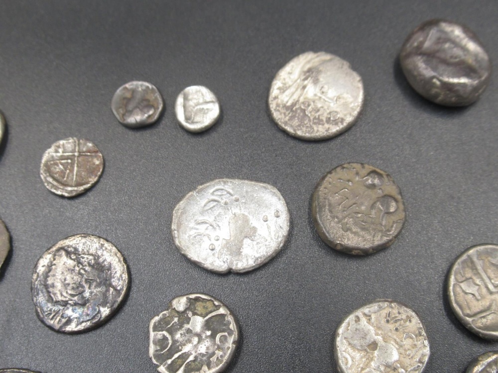 Collection of Ancient small coins to inc. siglos, staters, etc. (42) (Victor Brox collection) - Image 5 of 9