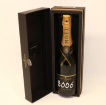 Moet & Chandon 2006 Grand Vintage Champagne, 75cl, with presentation box