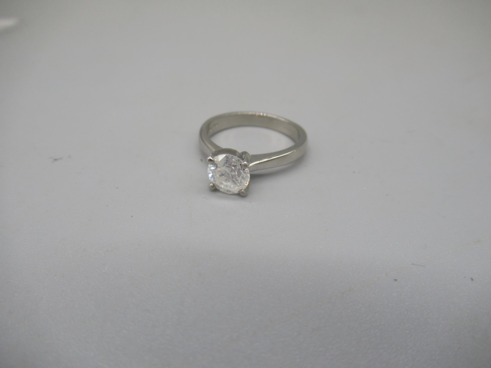 Platinum diamond solitaire ring, brilliant cut diamond approx. weight 1.01ct, stamped 950, size K,