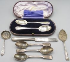 Two cased Edwardian silver spoons by Josiah Williams & Co, London, 1905, Edwardian silver repousse