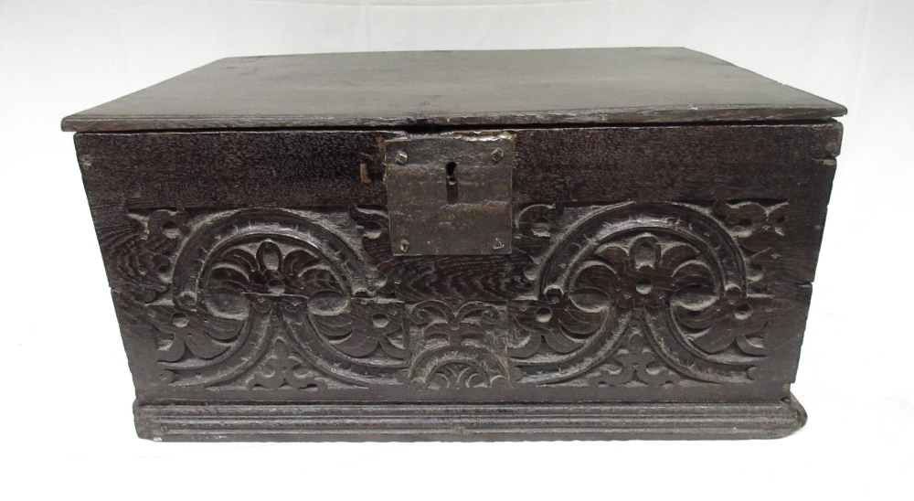 18th century and later oak Bible box with hinged lid and carved front, W58cm D39cm H28cm (Victor - Bild 2 aus 6