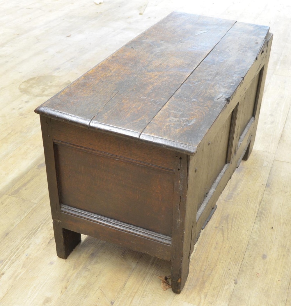 18th century oak coffer with spilt pin hinged top, three panel front with strapwork carved frieze - Image 4 of 6