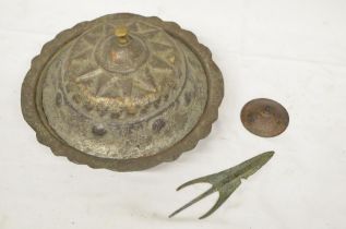 Small collection of Persian antiquities incl. a hammered metal bowl with lid (D24cm), a 9th