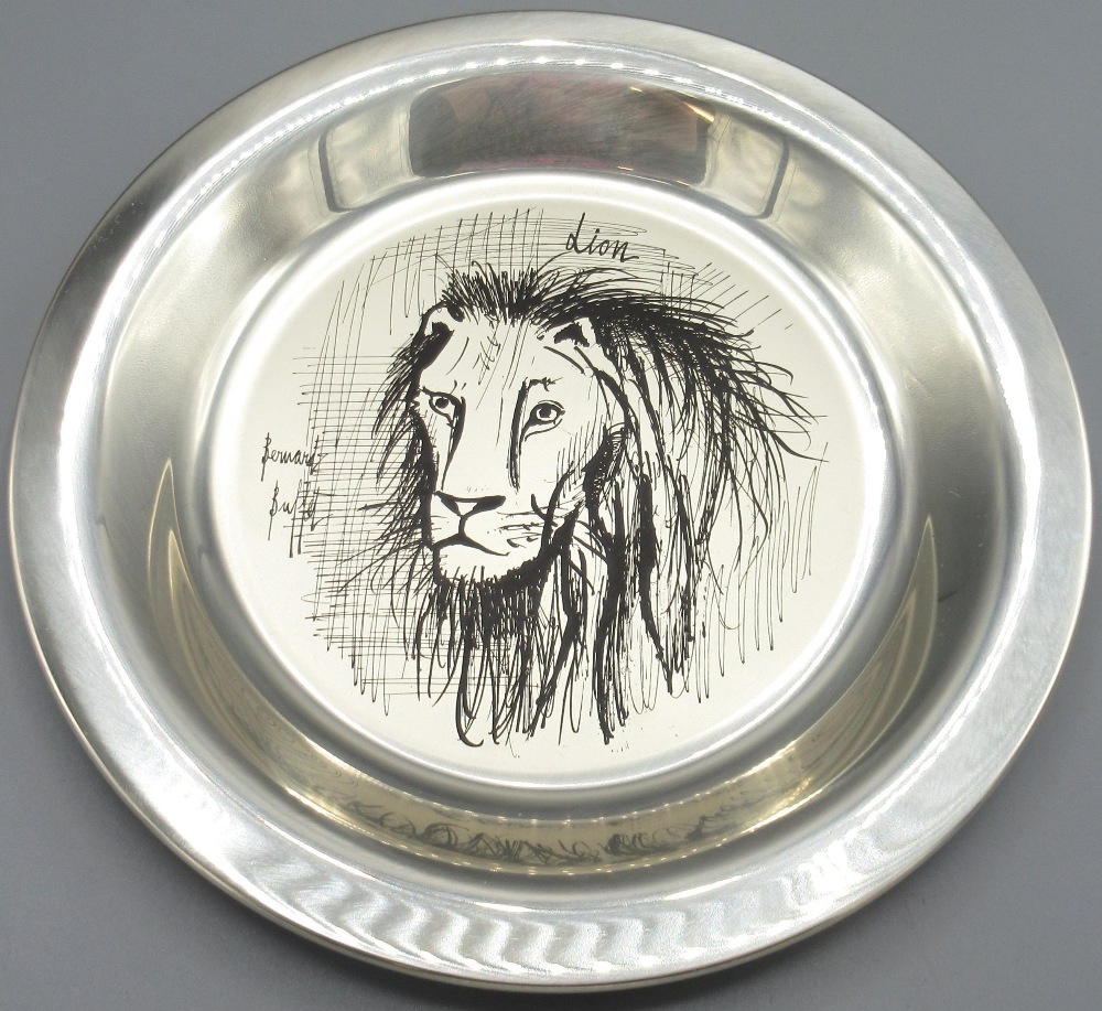 Bernard Buffet sterling silver Lion plate, stamped 925, C.1976, boxed with certificate, D20cm, 6.