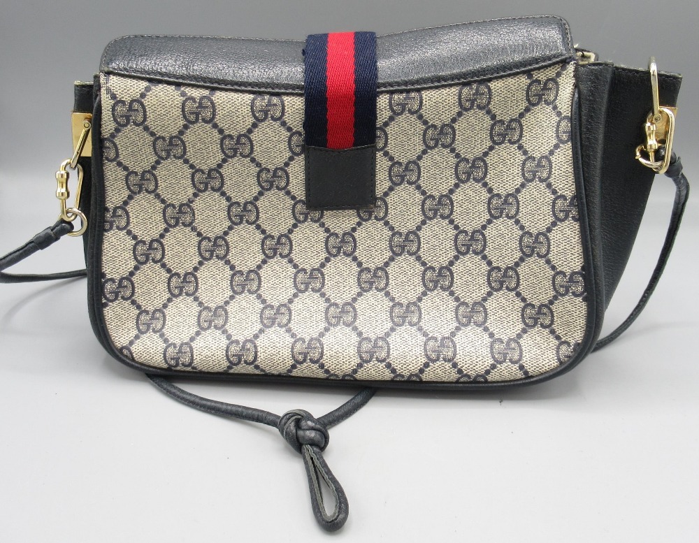 Gucci cross body bag, serial number 1002024, navy colourway, W 26cm, with branded dust bag - Image 3 of 5