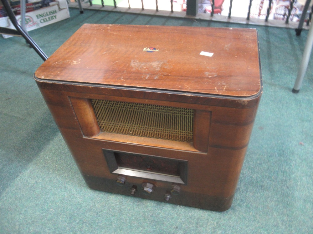 1936 Marconi model 556 domestic radio, Bakelite buttons, original metallic grill and wooden - Image 4 of 5