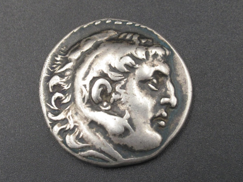 Alexander III of Macedonia (336-323BC) Tetradrachm, obv. right-facing head of Hercules wearing a - Image 2 of 2