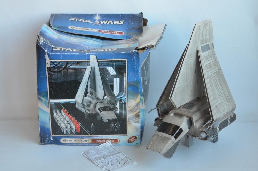 Large scale Imperial Shuttle (Return Of The Jedi) from Hasbro (C-005A). Model in excellent