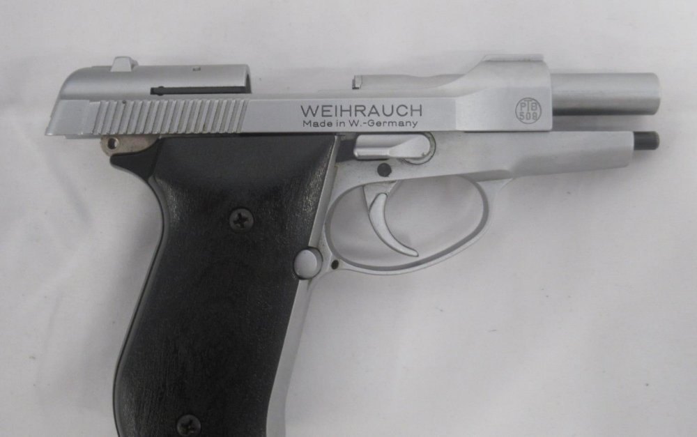 Weihrauch HW 94 S Kal.9mm blank firing pistol, with 7 rnd magazine, in metal case, with Umarex 50 - Bild 10 aus 10