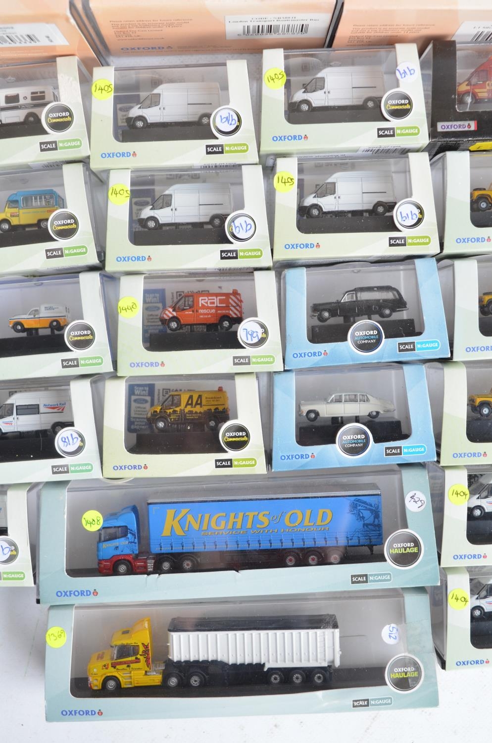 Forty boxed 1/148 scale (N gauge) diecast model vehicles from Oxford diecast, mostly modern types - Image 3 of 8