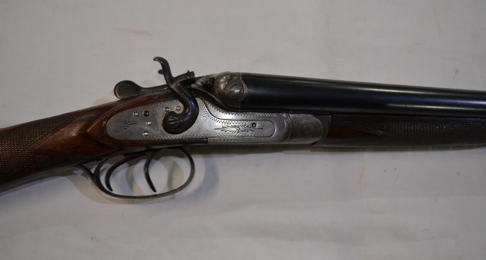 Belgium 16B double barrelled side by side hammer shotgun, barrel L27", overall L43.5", length of - Bild 2 aus 3