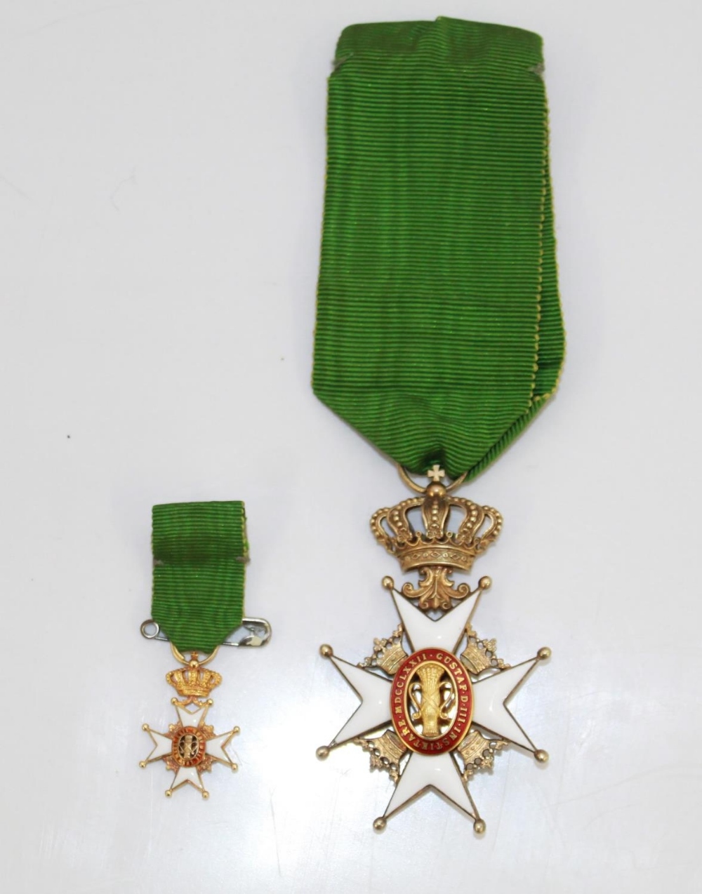 Swedish Royal Order of Vasa medal with accompanying miniature. Awarded to Swedish citizens for