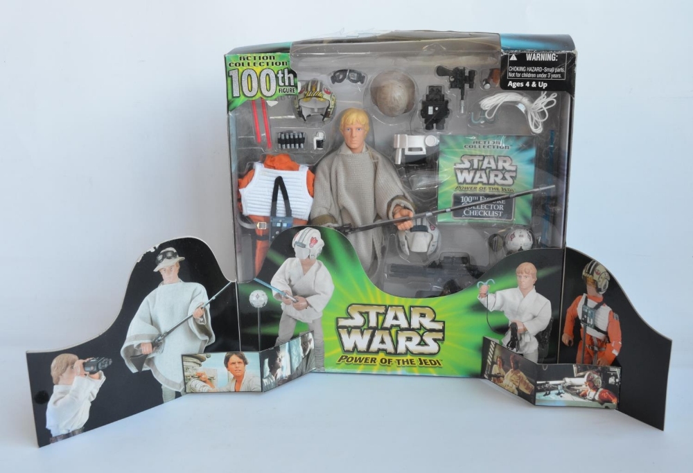 Collection of boxed Star Wars action figures from Hasbro to include 9 figure Revenge Of The Sith - Image 6 of 10