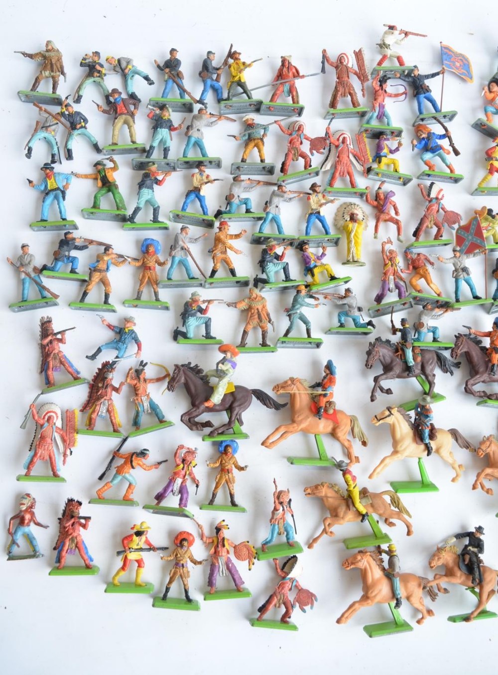 Collection of Britain's Deetail Cowboys, Indians and American Civil War toy soldiers including - Image 5 of 6