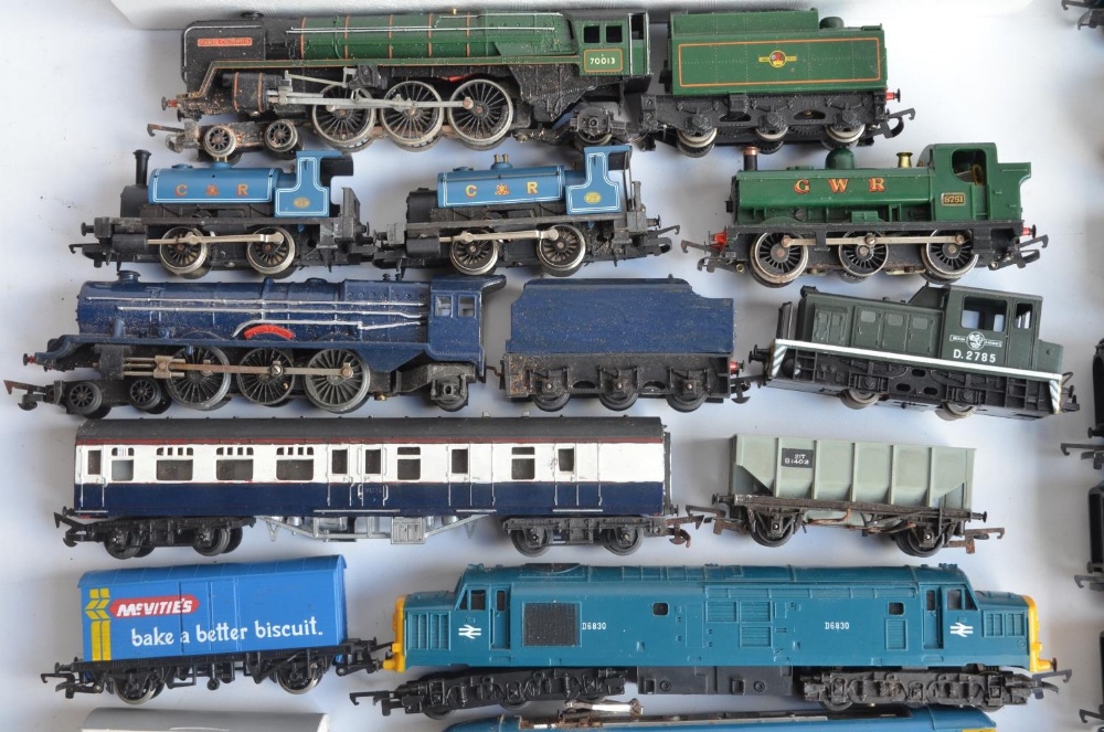 Collection of previously run OO gauge railway locomotives, coaches, goods wagons etc., mostly Hornby - Image 6 of 9