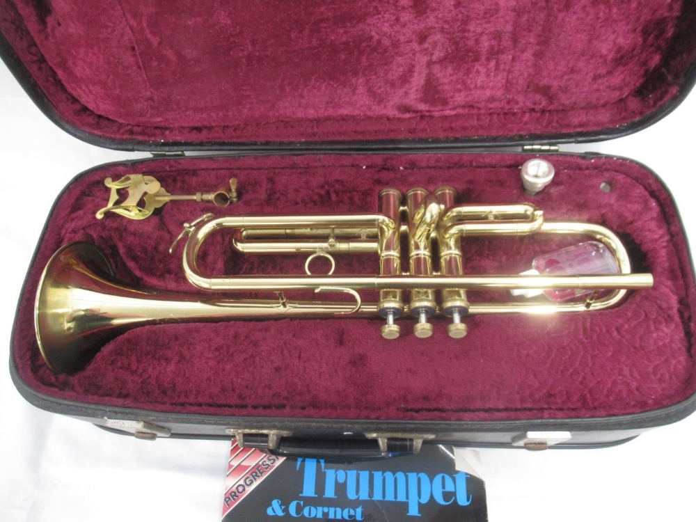 LaFleur Imported by Boosey & Hawkes trumpet, serial no.054904, with Gretzen 5C mouthpiece in - Image 2 of 6