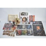 Collection of Star Wars related items and collectibles to include Kellogg's cereal giveaway model