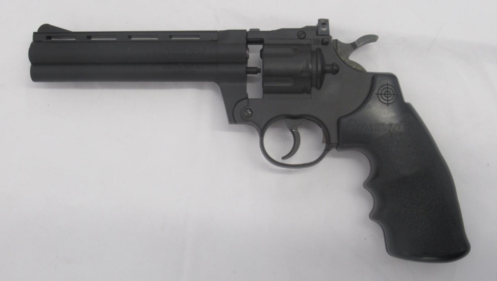 Crossman .177 caliber pellet repeater, 10 shot revolver CO2 pistol in original box - Image 4 of 4