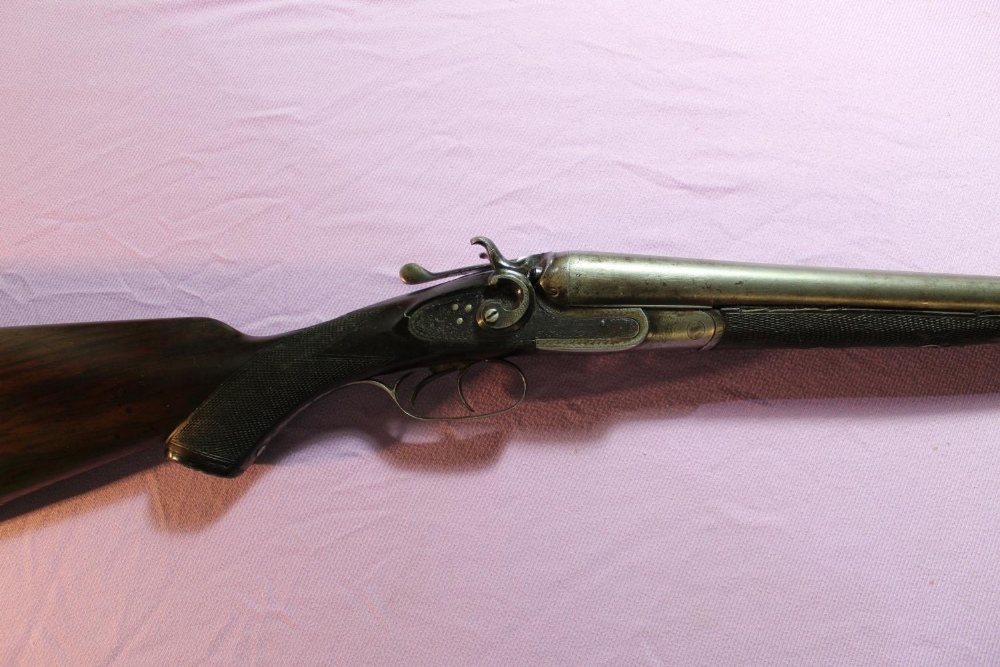 Cased G. Graham & Son side by side hammer gun, 30" barrels stamped 14/1 and 13/1, lock with scroll