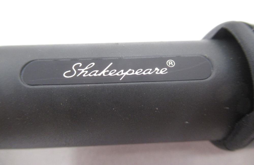 Shakespeare Oracle IV four-section Salmon fly rod. In fine condition with manufacturer's plastic - Image 2 of 4