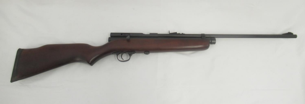SMK cal. 5.5mm bolt action CO2 air rifle, serial no. XS78CO2