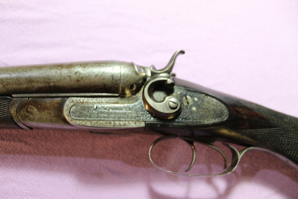 Cased G. Graham & Son side by side hammer gun, 30" barrels stamped 14/1 and 13/1, lock with scroll - Image 9 of 9
