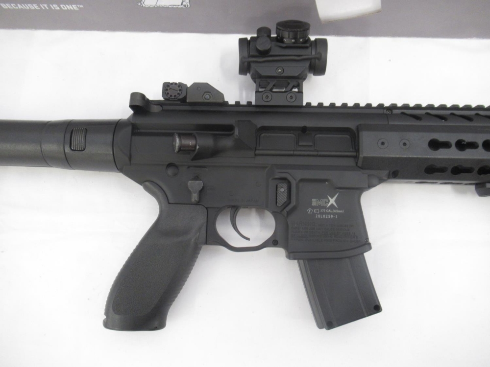 Sig Sauer MCX .177 CO2 powered air rifle, with fitted Feyachi laser dot sight, with RVG forward - Image 3 of 8