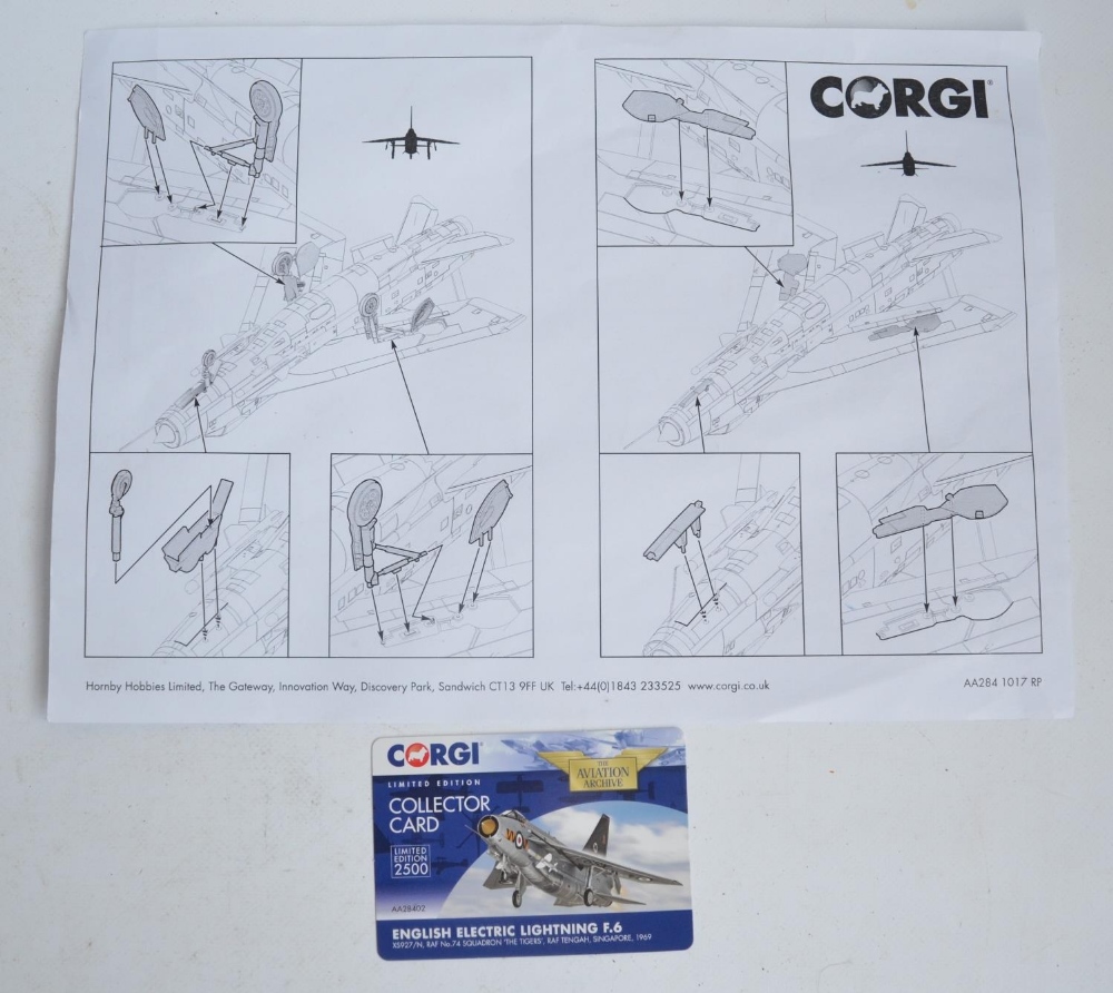 Corgi Aviation Archive AA28402 1/48 scale limited edition English Electric Lightning F.6, XS927/N 74 - Image 2 of 7