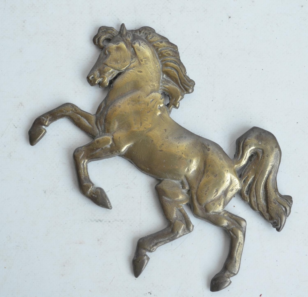 Vintage brass Aveling & Porter prancing horse plaque (14.8x12.5cm)