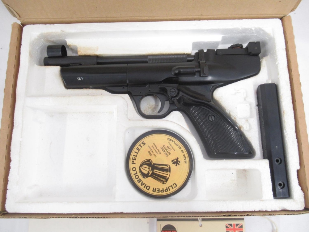 Webley & Scott - Webley Hurricane .177 over lever air pistol, in original box with opened tin of . - Image 3 of 7