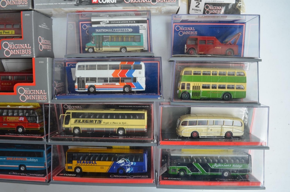 Collection of 1/76 scale diecast bus models and model sets (including limited editions) to include - Bild 2 aus 7