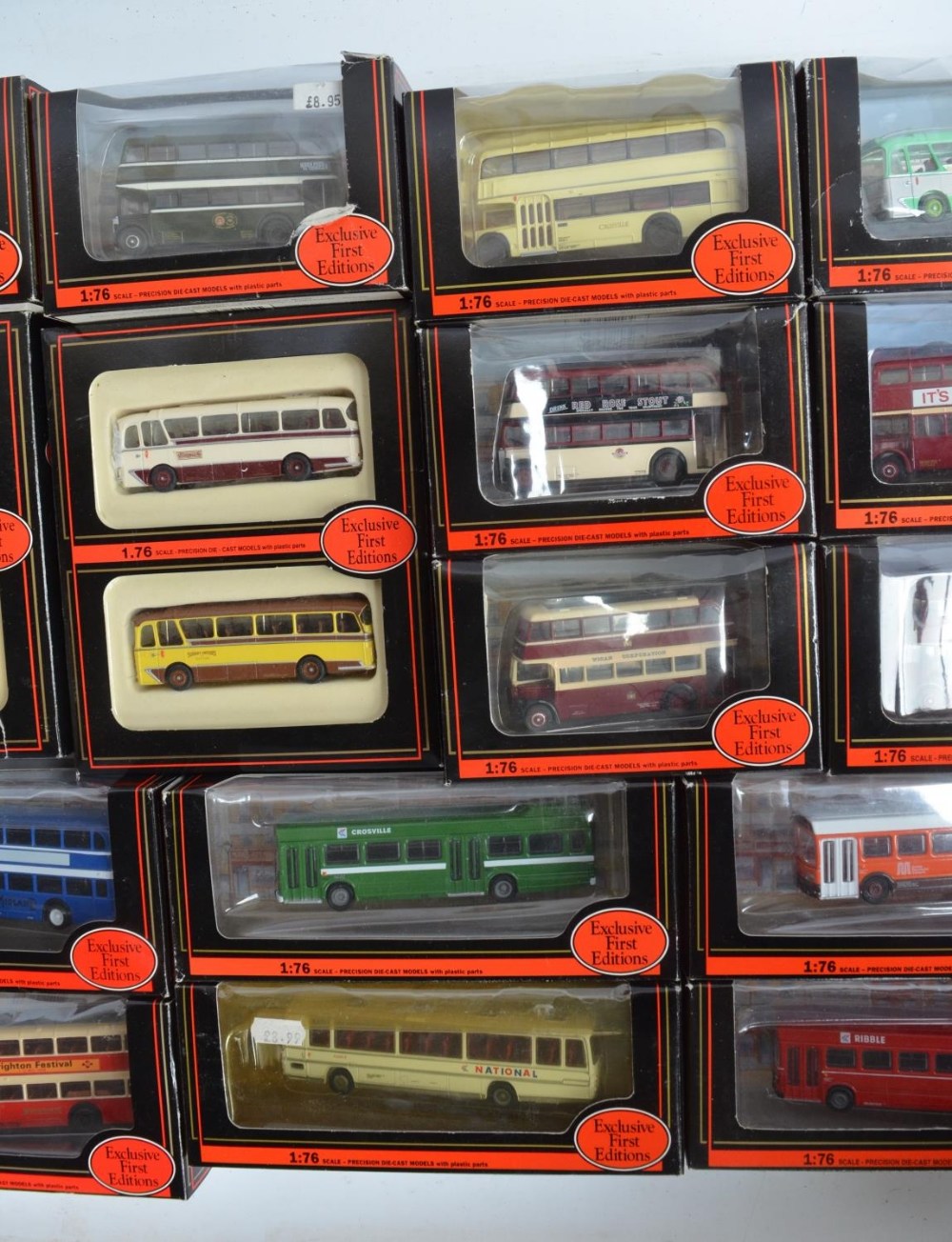 Twenty seven boxed 1/76 scale diecast bus models and model sets from EFE. Contents appear un- - Image 3 of 4